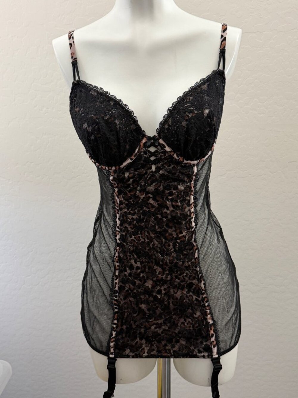 VIctoria's Secret Leopard print Garter Slip 36C